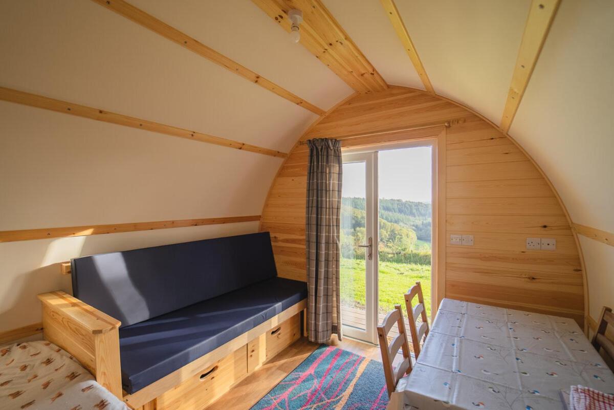 Rivendell Farm By Wigwam Holidays Кармартен Екстер'єр фото